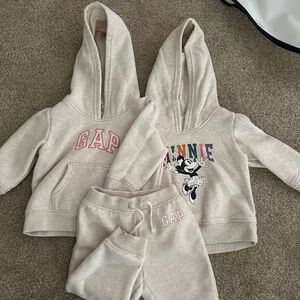 Gap hoodie and sweat pant